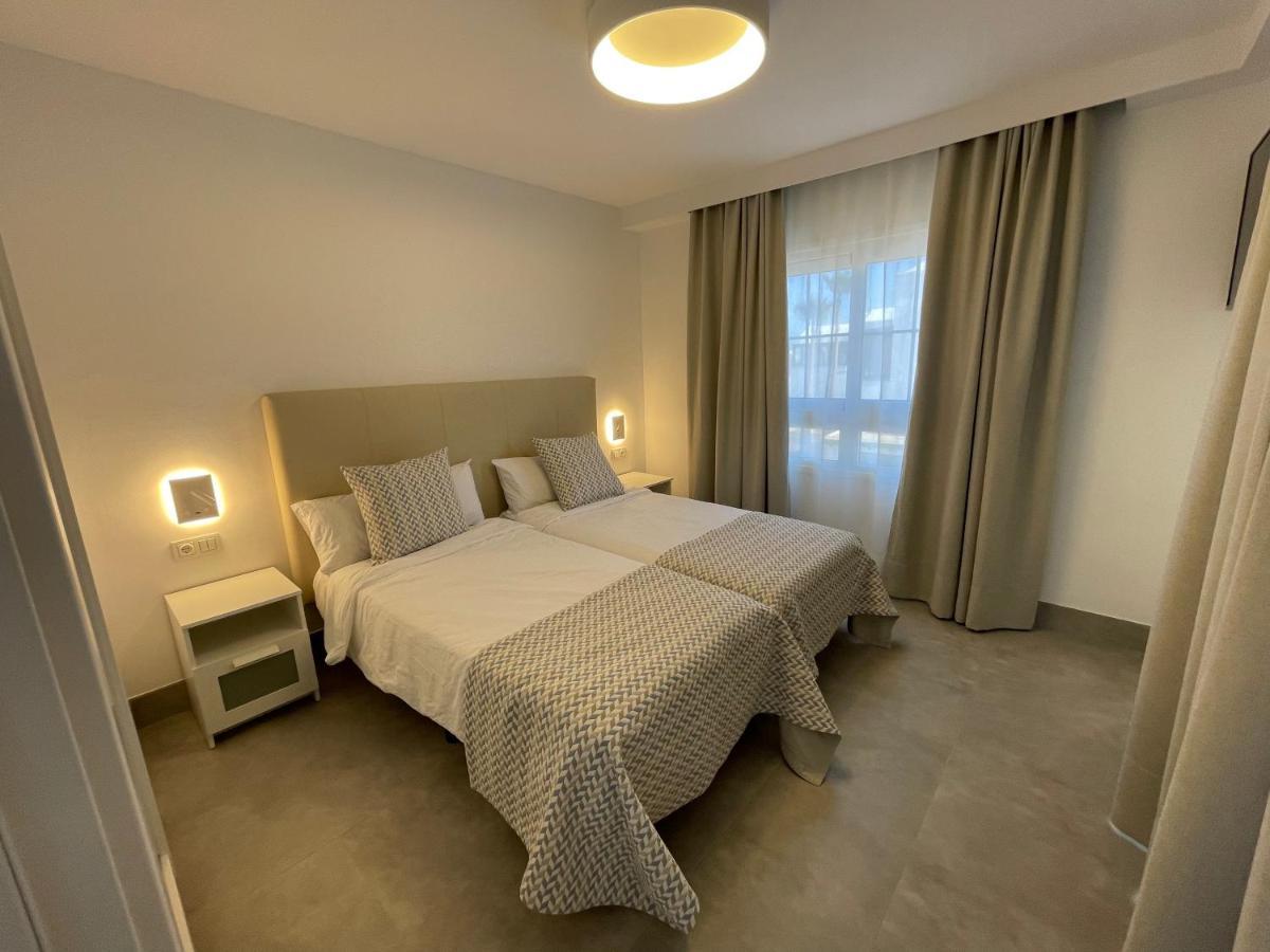 Izaro Apartamento Atico De Lujo Cerca De Playa Dorada Плайя-Бланка Екстер'єр фото