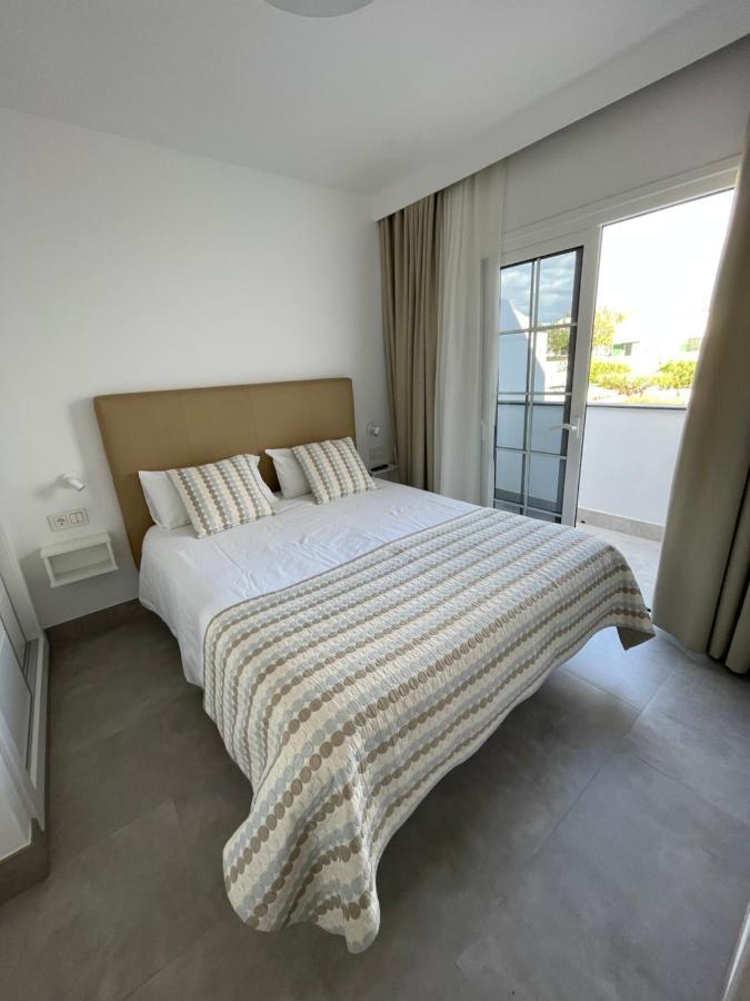 Izaro Apartamento Atico De Lujo Cerca De Playa Dorada Плайя-Бланка Екстер'єр фото