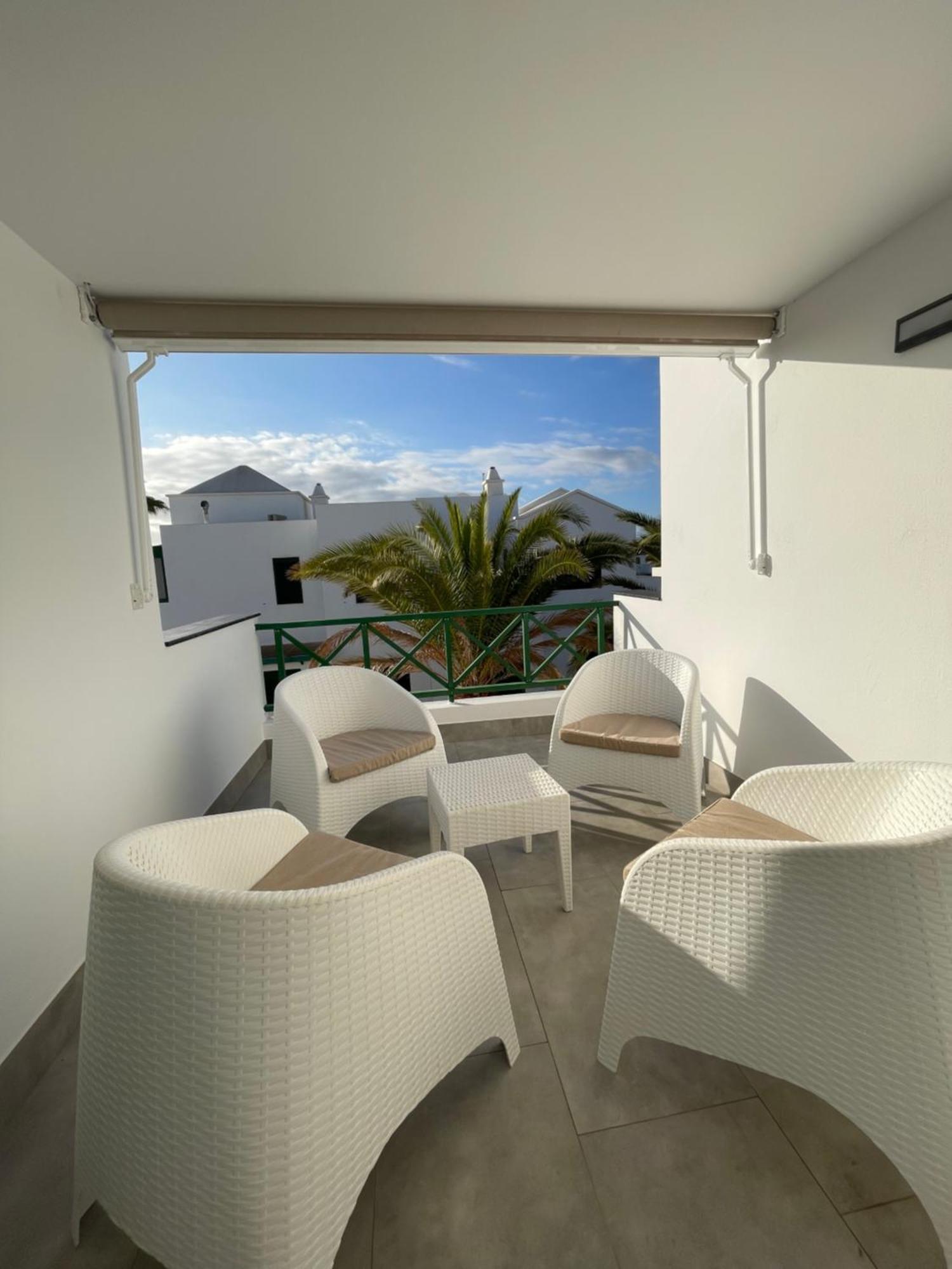 Izaro Apartamento Atico De Lujo Cerca De Playa Dorada Плайя-Бланка Екстер'єр фото